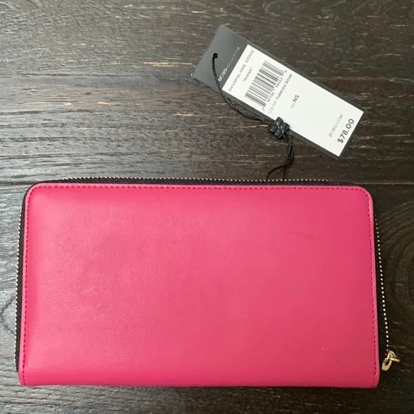 BCBG wallet - Picture 2 of 5